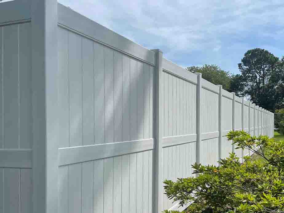 Newport News VA Vinyl Fences